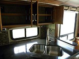 2016 Winnebago Forza Photo #33