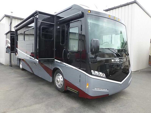 16 Winnebago Forza