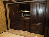 2015 Winnebago Grand Tour Photo #28
