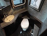 2015 Winnebago Grand Tour Photo #17