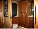 2016 Winnebago Grand Tour Photo #11