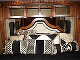 2016 Winnebago Grand Tour Photo #23