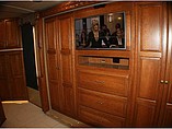 2016 Winnebago Grand Tour Photo #28