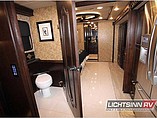2015 Winnebago Grand Tour Photo #8