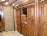 2015 Winnebago Grand Tour Photo #5