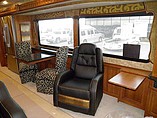 2015 Winnebago Grand Tour Photo #8