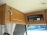 2005 Winnebago Winnebago Photo #25