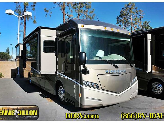 2015 Winnebago Forza Photo