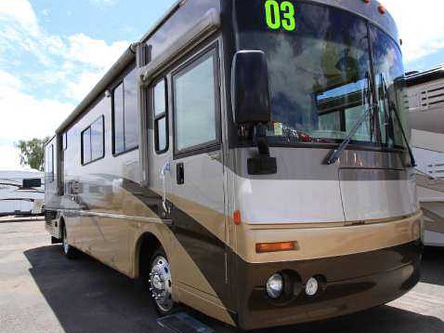 2003 Winnebago Winnebago Photo