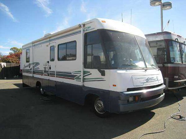 1997 Winnebago Winnebago Photo