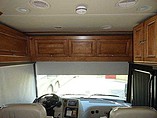 2015 Winnebago Journey Photo #9