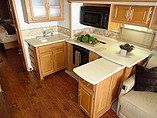 2005 Winnebago Journey Photo #23