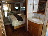 2005 Winnebago Journey Photo #25