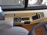 2001 Winnebago Journey Photo #5