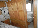 2003 Winnebago Journey Photo #16