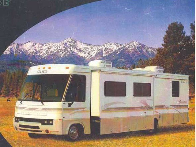 2001 Winnebago Winnebago Photo