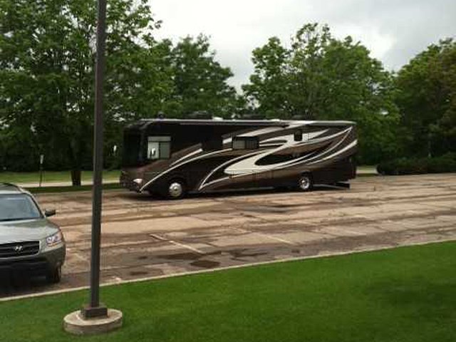 2011 Winnebago Journey Photo