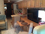 2010 Winnebago Journey Photo #7