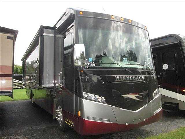 2015 Winnebago Journey Photo