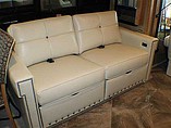 2016 Winnebago Journey Photo #3