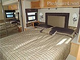 2006 Winnebago Journey Photo #10