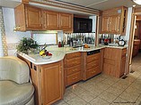 2005 Winnebago Journey Photo #13