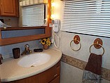 2005 Winnebago Journey Photo #16