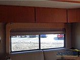 2008 Winnebago Journey Photo #19