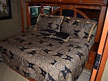 2015 Winnebago Journey Photo #17