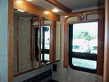 2015 Winnebago Journey Photo #25