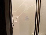 2015 Winnebago Journey Photo #18