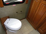 2015 Winnebago Journey Photo #23