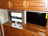 2014 Winnebago Journey Photo #21