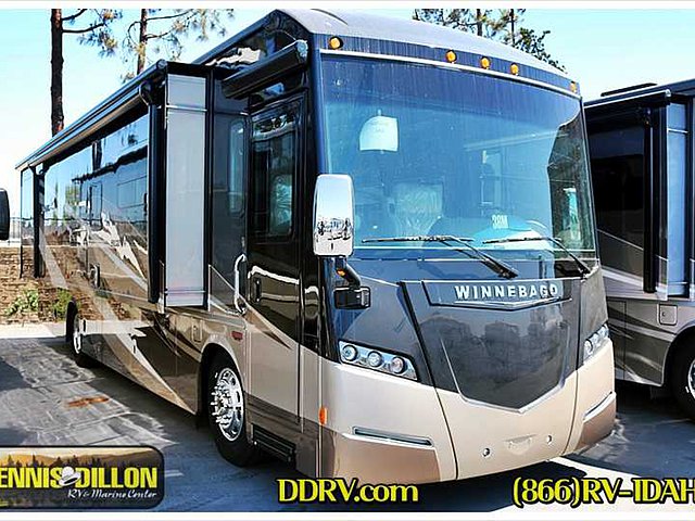 2015 Winnebago Journey Photo