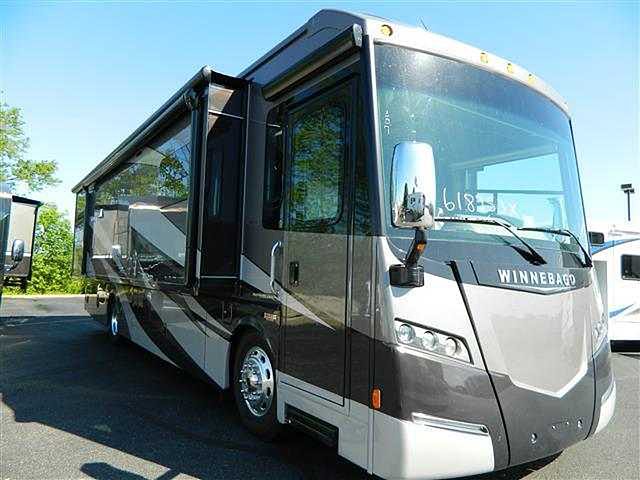 2016 Winnebago Journey Photo