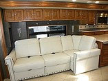2015 Winnebago Journey Photo #31