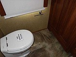 2015 Winnebago Journey Photo #16