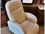 2015 Winnebago Journey Photo #21