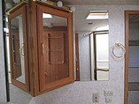 2002 Winnebago Journey DL Photo #24