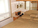 2003 Winnebago Journey DL Photo #11