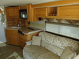 2002 Winnebago Journey DL Photo #9