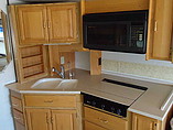 2002 Winnebago Journey DL Photo #11