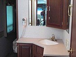 2002 Winnebago Journey DL Photo #16