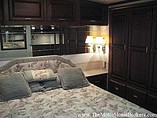 2002 Winnebago Journey DL Photo #23