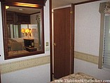 2002 Winnebago Journey DL Photo #25