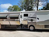 2002 Winnebago Journey DL Photo #2