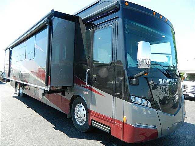 2016 Winnebago Journey Photo