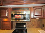 2015 Winnebago Latitude Photo #17
