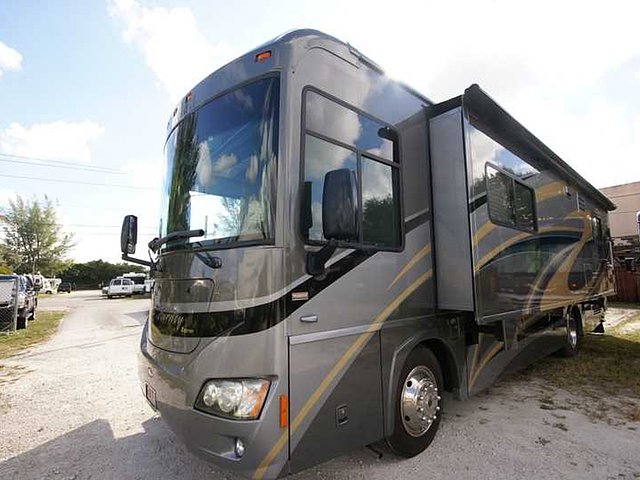 10 Winnebago Journey