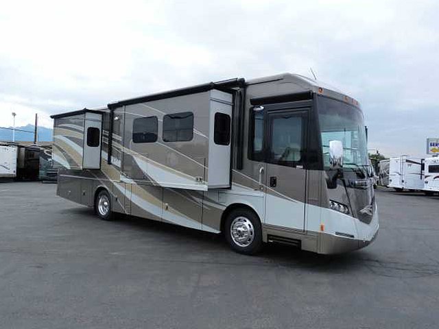 2014 Winnebago Journey Photo